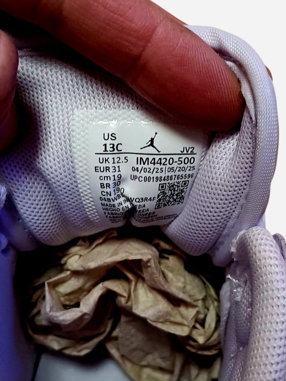 Air Jordan Mid SE GradeSchool Sneakers NWOT - Picture 7 of 8